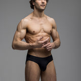 Noir Brief